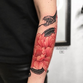 Александр Мосолов, реализм тату, realism tattoo, цветной реализм, тату змея, тату цветок, реалистичная тату, тату на руке