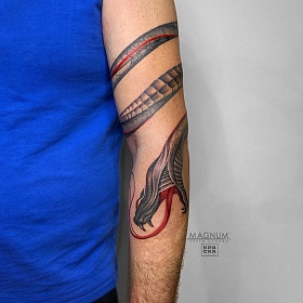 Серго Акопян, реализм тату, realism tattoo, цветной реализм, цветная татуировка, тату портрет, реалистичная тату, тату на руке, цветная тату, тату абстракция, тату змея