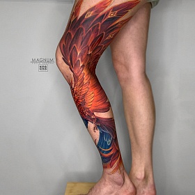 Серго Акопян, реализм тату, realism tattoo, цветной реализм, цветная татуировка, тату в москве, крылья тату, тату на ноге, тату феникс