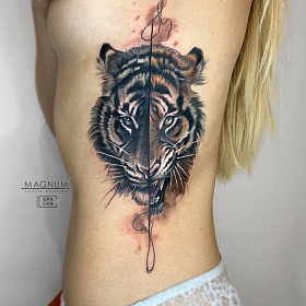 Серго Акопян, реализм тату, realism tattoo, цветной реализм, цветная татуировка, черно белый реализм , реалистичная тату, тату с тигром, тату тигр, тату на боку